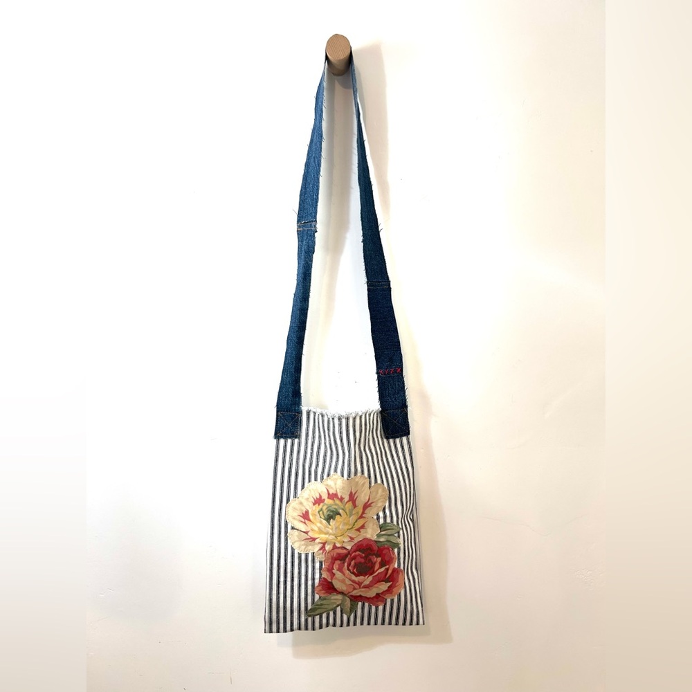 Floral Striped Women's Bag - Picture 2 of 4